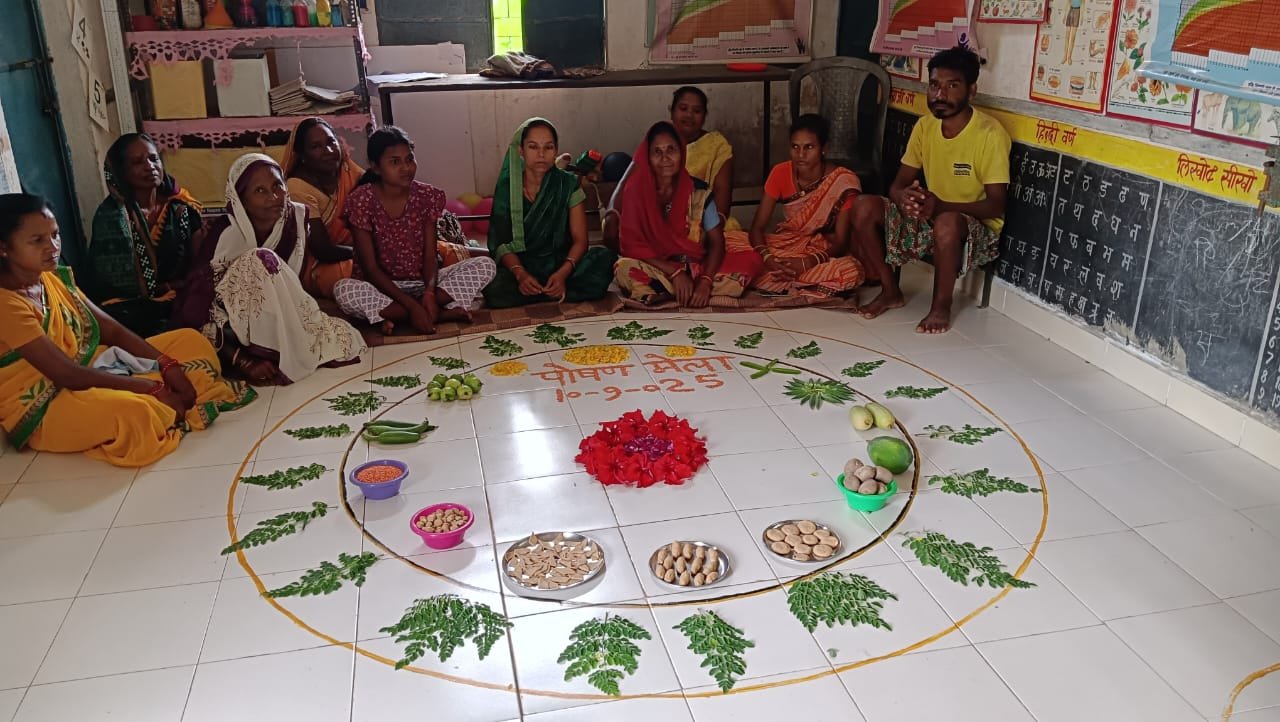 (जशपुरनगर) रजत महोत्सव, कन्या महाविद्यालय में छात्राओं को बाल सुरक्षा पर दी गई जानकारी