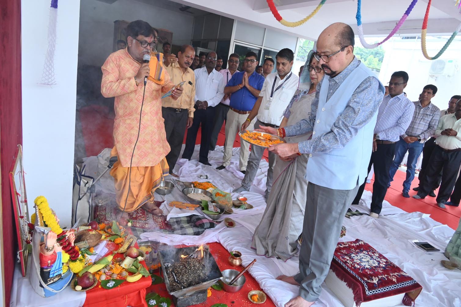 (रायपुर) राजभवन में मनाई गई विश्वकर्मा जयंती