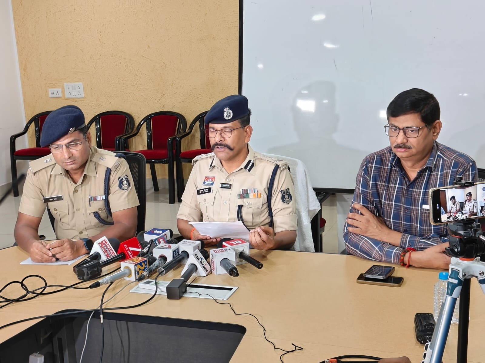 (रायपुर)सदर बाजार अंतर्गत चांदी लूट की घटना निकली फर्जी, प्रार्थी ही निकला आरोपी