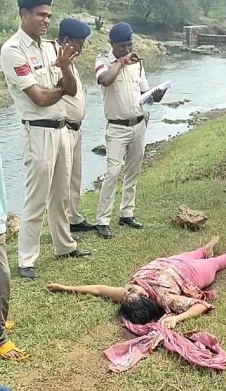 (दुर्ग) पत्थर से कुचलकर युवती की हत्या,टेमरी गांव में मिली लाश