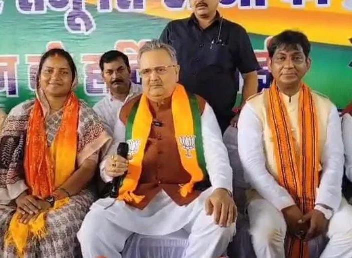 (महासमुंद) राज्यपाल बनाए जाने की अटकलों पर डॉ. रमन सिंह ने कहा छत्तीसगढ़ छोडऩे की इच्छा नहीं