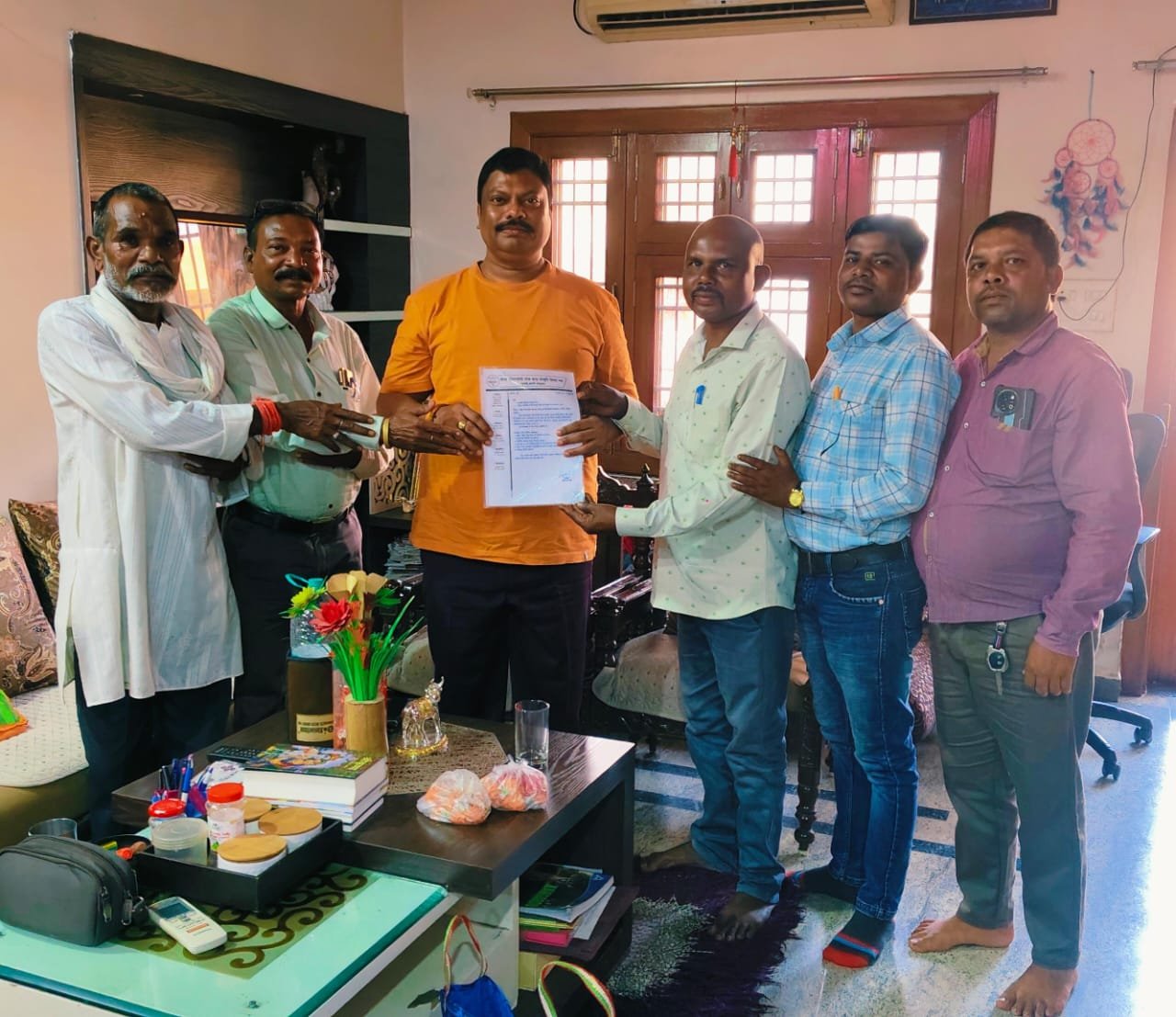 (धमतरी) अंगारमोती जात्रा और चिन्हारी महोत्सव के लिए विकास मरकाम को सौंपा गया आमंत्रण