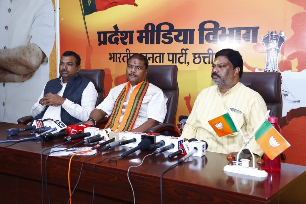  (रायपुर )जिन पर विधायकों की चोरी का आरोप हो वो वोट चोरी की बात करते है - कश्यप