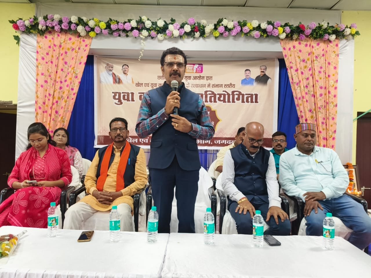 (जगदलपुर) युवा प्रतिभाओं ने दिखाई रचनात्मक प्रतिभा