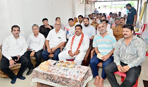 (रायपुर) शिक्षा मंत्री गजेन्द्र यादव ने भाजपा परिवार के साथ सुनी मन की बात का 126 वां एपिसोड
