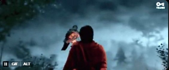 हरि हर वीरा मल्लू की पहली झलक आई सामने, पक्षी के साथ दिखे पवन कल्याण