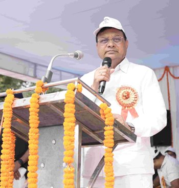 ﻿(कोरबा) खेल भावना से मिलती है सफ लता और आगे बढऩे की प्रेरणा : उद्योग मंत्री श्री लखन लाल देवांगन