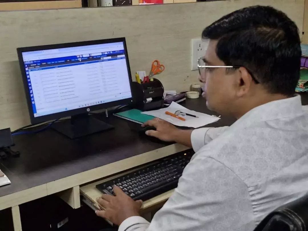 (महासमुंद) महासमुंद जिले में प्रशासनिक कामकाज हुआ समयबद्ध और पारदर्शी