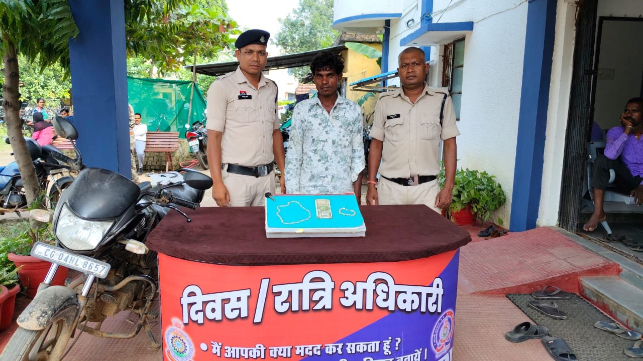 (गरियाबंद) गरियाबंद पुलिस द्वारा चोरी के मामले में अपचारी बालक सहित 02 आरोपी को किया गिरफ्तार