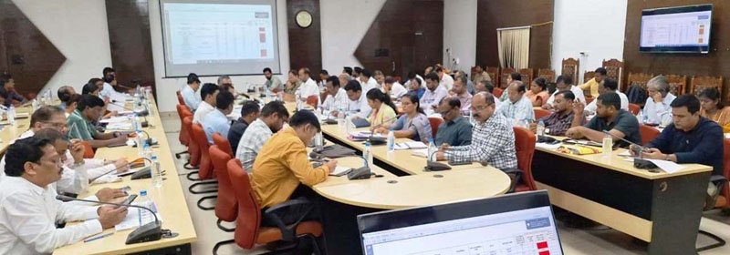 (जगदलपुर) आदि कर्मयोगी अभियान के सर्वेक्षण कार्य को समुदाय की सहभागिता से करें सुनिश्चित - कलेक्टर