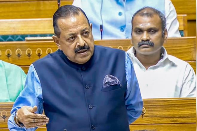 केंद्र सरकार ने बीते 9 वर्षों में 4 लाख से अधिक बैकलॉग रिक्तियों को भरा : जितेंद्र सिंह 