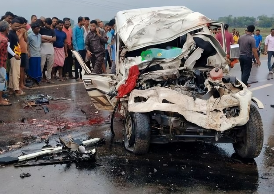 (संशोधित)(पुरुलिया)पुरुलिया में भीषण सड़क हादसा, झारखंड के 9 लोगों की मौत