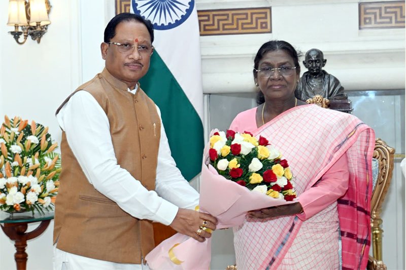 (नईदिल्ली/रायपुर) मुख्यमंत्री विष्णुदेव साय ने नई दिल्ली में राष्ट्रपति द्रौपदी मुर्मू से की सौजन्य भेंट
