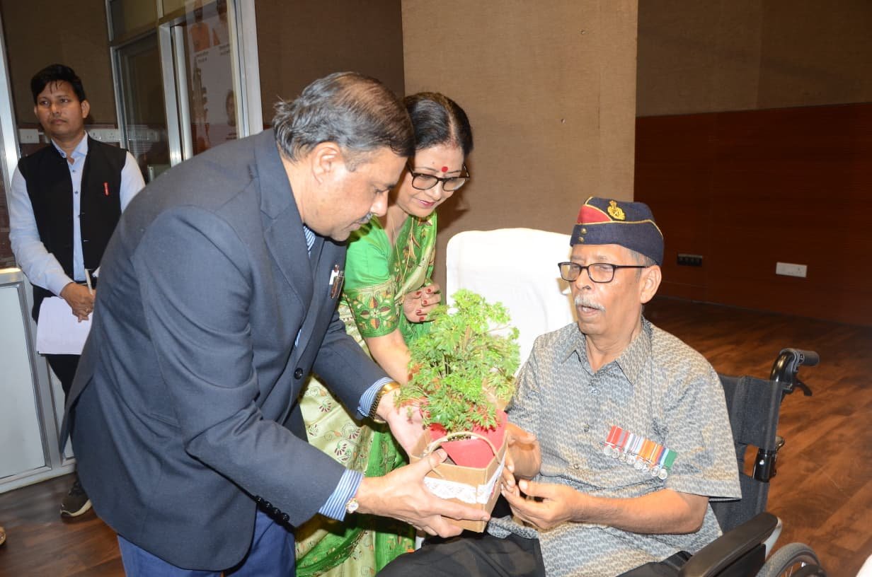 (रायपुर) प्रोजेक्ट अंतरिक्षÓ : विद्यार्थियों को इसरो वैज्ञानिकों से मिली प्रेरणा