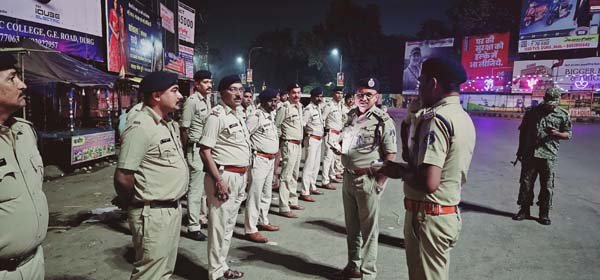 (दुर्ग) वरिष्ठ पुलिस अधीक्षक दुर्ग राम गोपाल गर्ग ने थानों का किया निरिक्षण