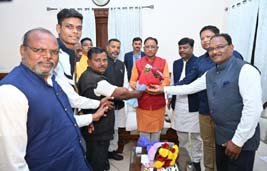 (रायपुर)अखिल भारतीय हलबा, हल्बी आदिवासी समाज छत्तीसगढ़ केंद्रीय महासभा ने मुख्यमंत्री श्री साय को दी नव वर्ष की शुभकामनाएं