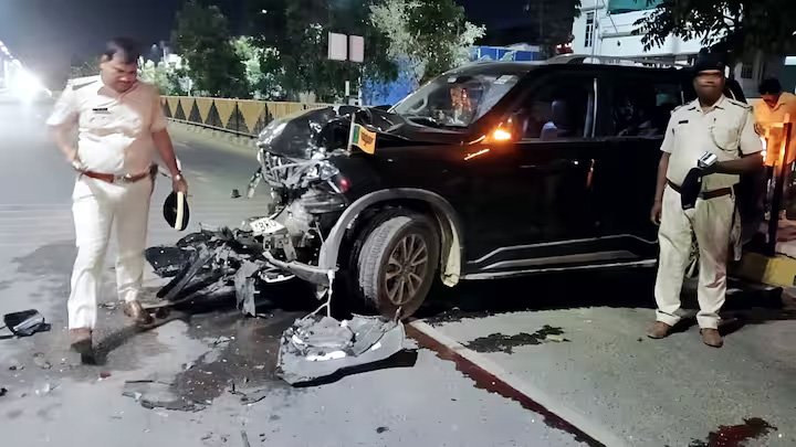 पटना में वाहन चेकिंग के दौरान चालक ने 3 पुलिसकर्मियों को रौंदा, महिला सिपाही की मौत