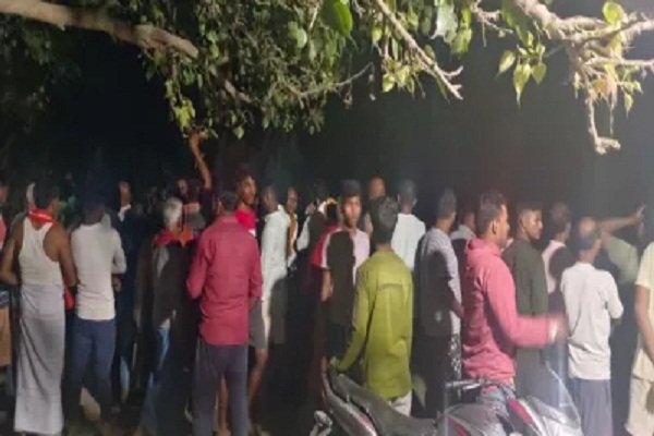 सरयू नदी में बड़ा हादसा, यात्रियों से भरी नाव पलटने से 18 लोगों के डूबने की आशंका