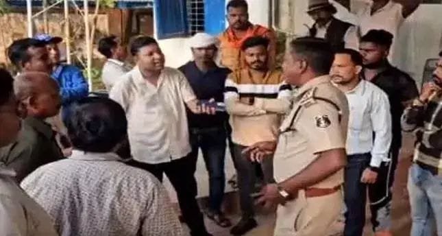 (अंबिकापुर) चंगाई सभा में धर्मांतरण करा रहे तीन लोग गिरफ्तार, जुटी हुई थी 100 लोगों की भीड़