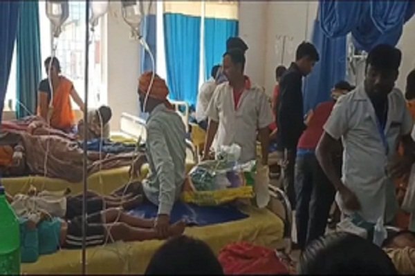 गोलगप्पे खाना पड़ा महंगा, 40 लोगों ही हालत बिगड़ी; अस्पताल में चल रहा इलाज