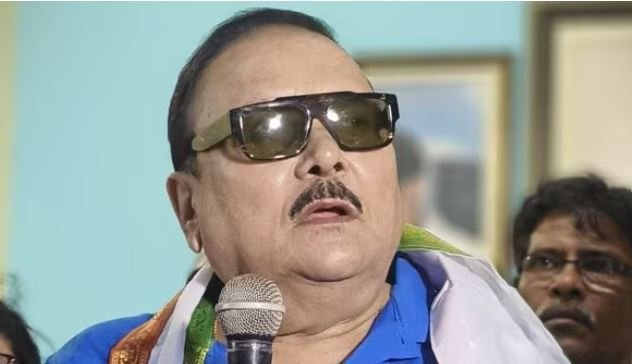 असंवेदनशील और गैर-जिम्मेदाराना बयान पर मदन मित्रा पर चला पार्टी का डंडा
