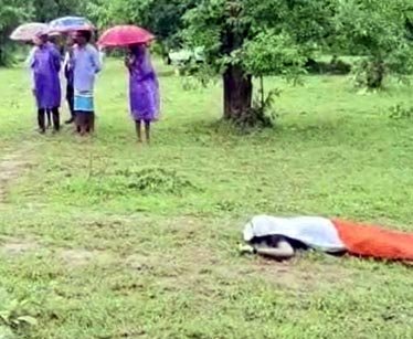 (बालोद) आमाडुला बांध क्षेत्र में युवक की हत्या से सनसनी, चेहरे और शरीर पर मिले धारदार हथियार के निशान