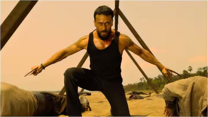 बाक्स आफिस पर बागी 4 ने तोड़ दिया दम, 11वें दिन लाखों में सिमटी कमाई 
