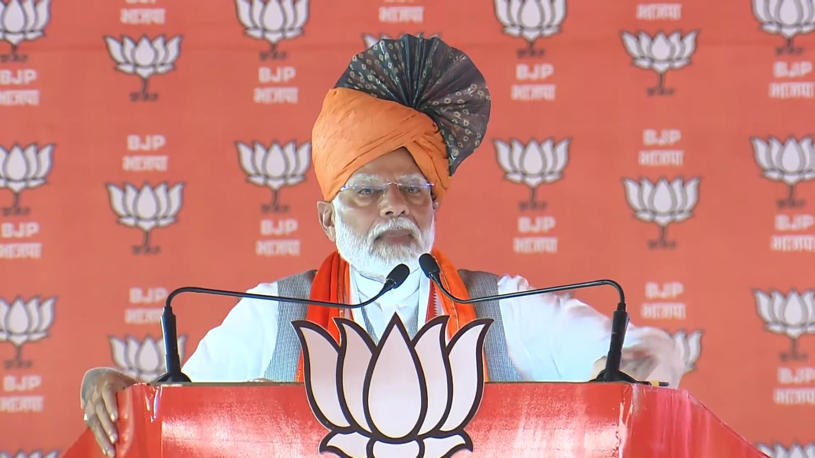 पलवल में बोले मोदी : कांग्रेस का फॉर्मूला है ना काम करो ना दूसरों को काम करने दो