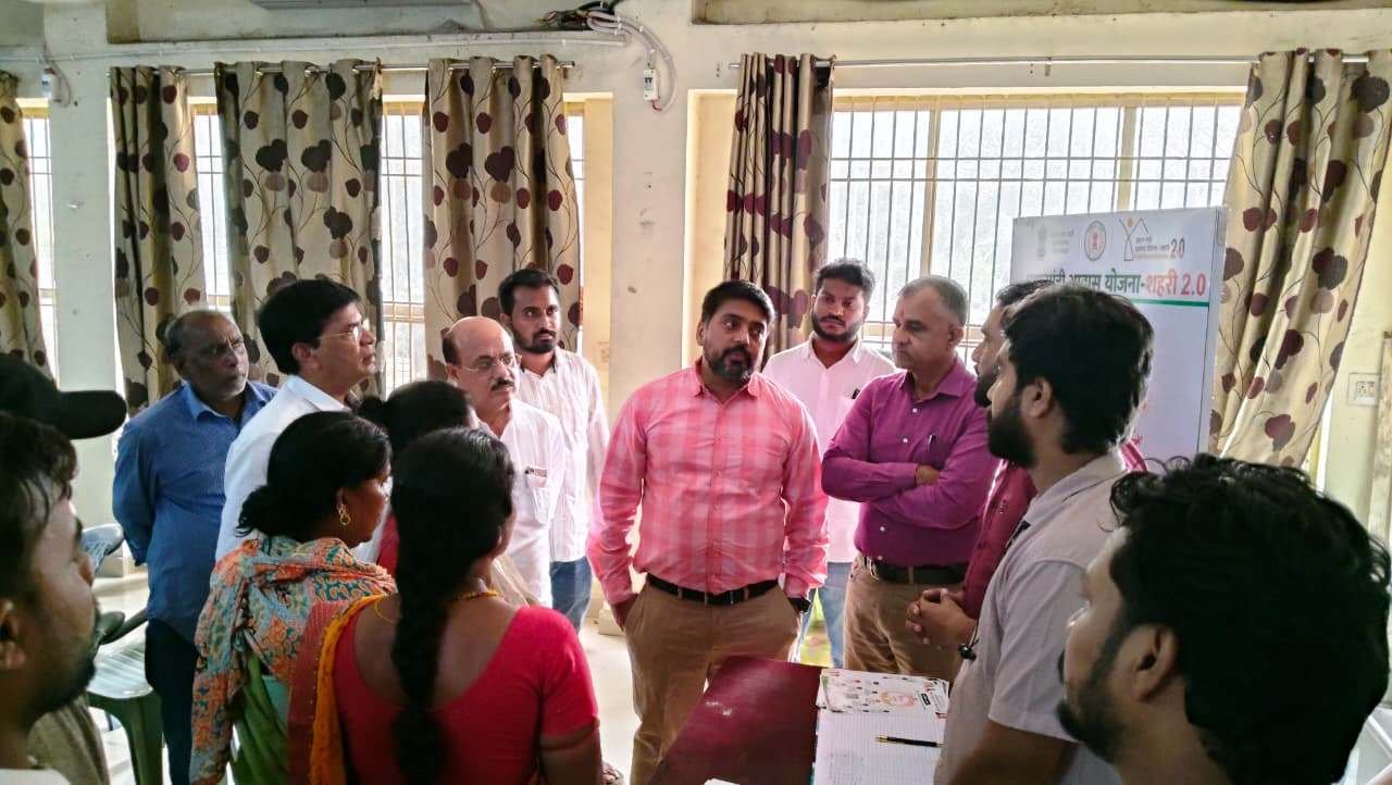 (कोरबा) निगम के सफ ाई मित्रों, स्वच्छता दीदियों का किया गया नि:शुल्क स्वास्थ परीक्षण