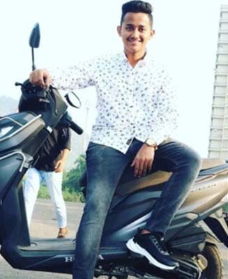 महाराष्ट्र : मर्सडीज से हिट एंड रन मामले में 21 साल के लड़के की मौत, आरोपी फरार