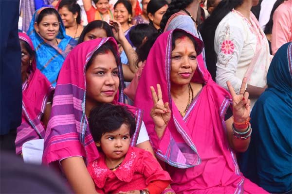 (रायपुर) मुख्यमंत्री विष्णु देव साय के शपथ ग्रहण में परिवार बना साक्षी