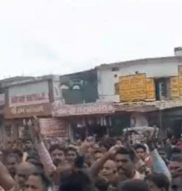 (सक्ती) संदिग्ध शराब सेवन के बाद दो युवकों की मौत, परिजनों का हंगामा, सड़क जाम