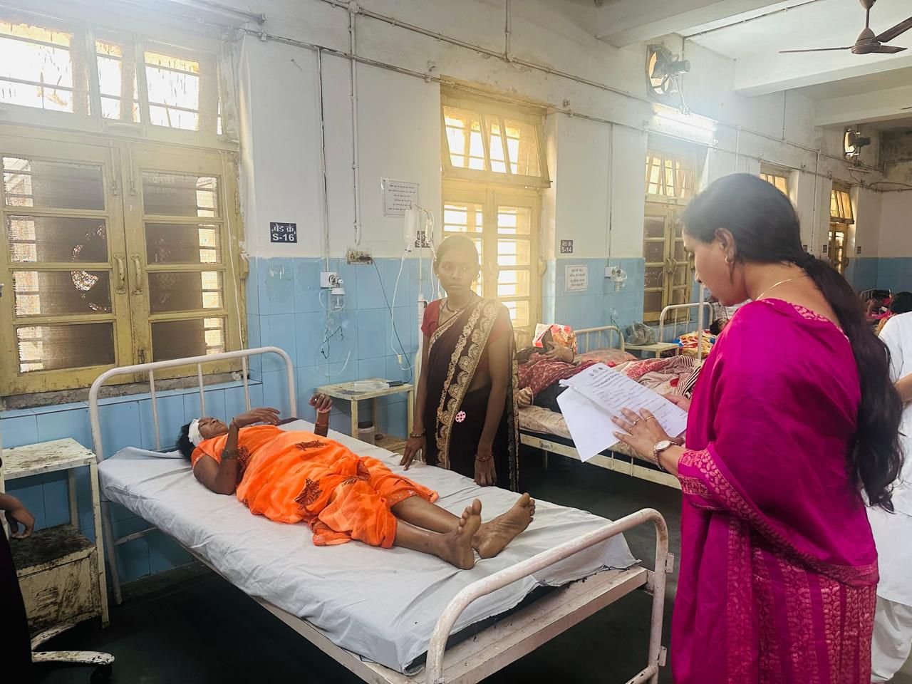(धमतरी) धमतरी से नगरी जा रही बस अनियंत्रित हो कर पलटी, मासूम बच्ची की मृत्यु – तीन यात्री घायल
