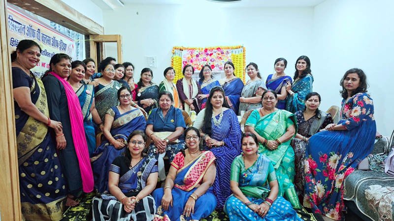 (मनेन्द्रगढ़) वी समर्पण क्लब ने भव्य कवि संगोष्ठी का आयोजन किया