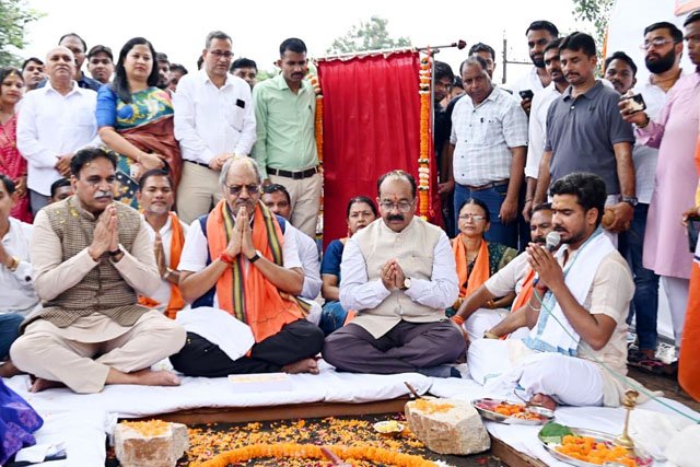 (रायपुर) उप मुख्यमंत्री अरुण साव ने किया 19.60 करोड़ की पेयजल आपूर्ति कार्यों का भूमिपूजन