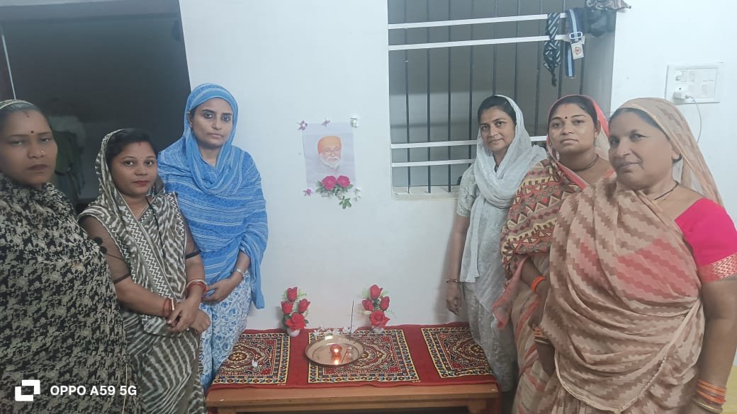 (धमतरी) कवि स्व. सुरजीत नवदीप को दी गई श्रध्यांजलि......