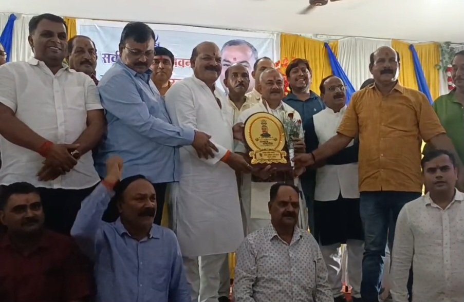 (कोरबा) बिहार के पूर्व सांसद सुशील सिंह का क्षत्रिय राजपूत समाज ने किया स्वागत