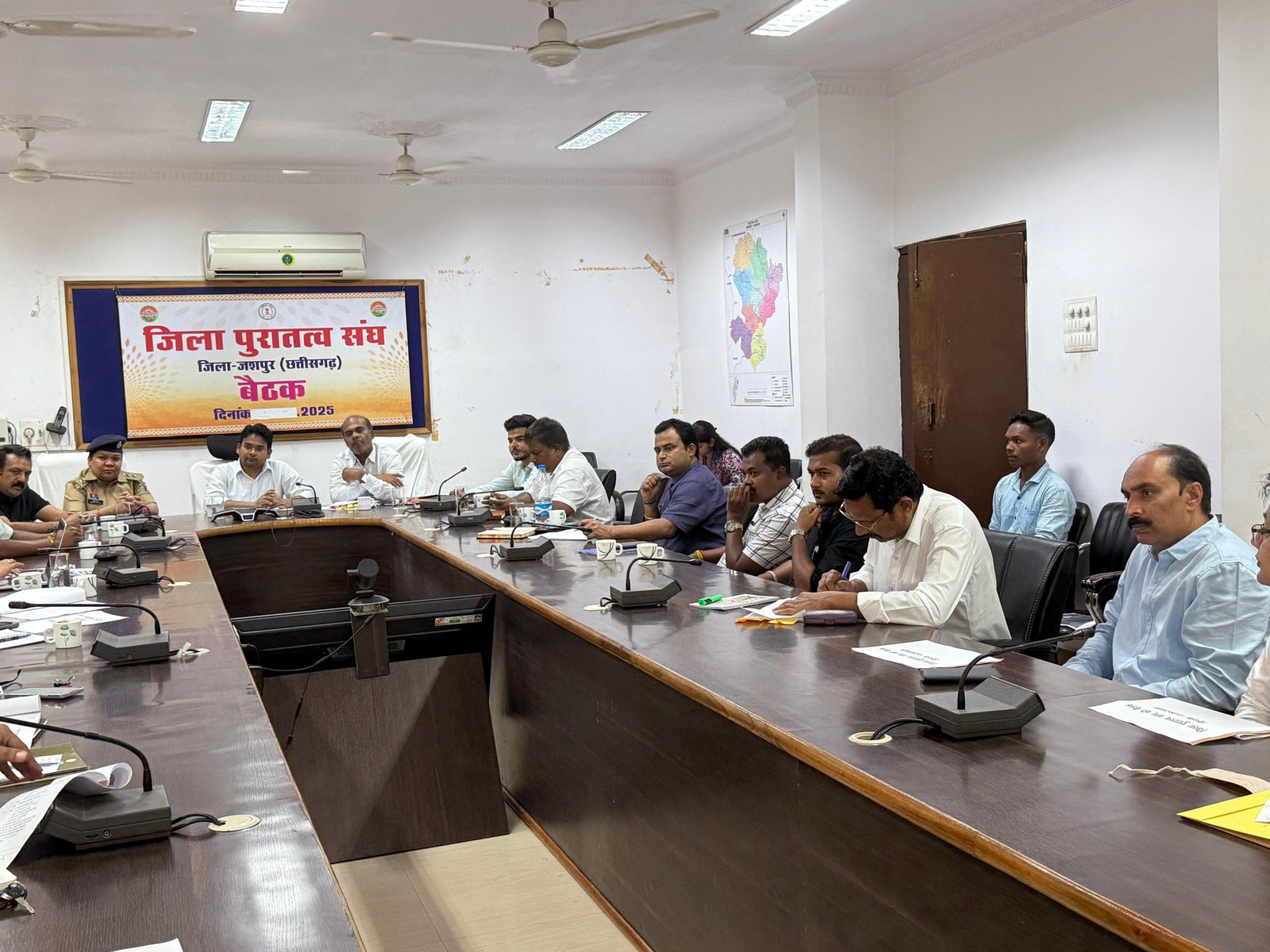 (जशपुरनगर) आदिवासी क्षेत्रों में होमस्टे विकास, पर्यटन स्थलों का विकास, पर्यटन प्रचार-प्रसार और पर्यटन संबंधी विषय पर हुई चर्चा