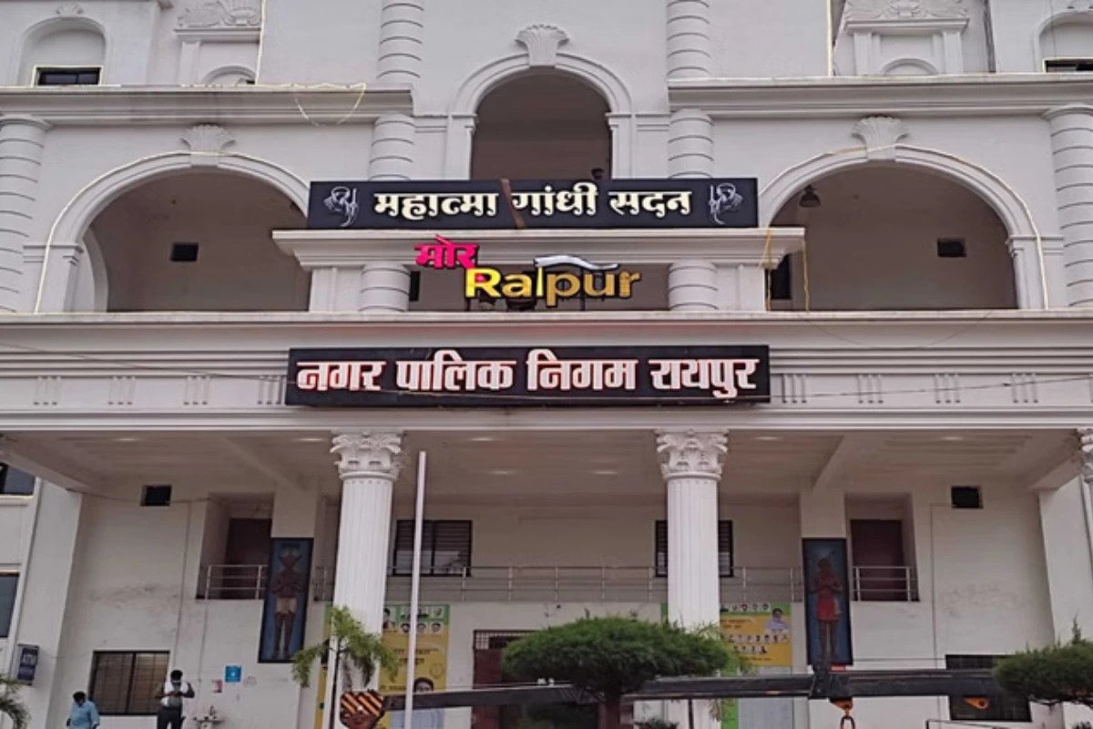 (रायपुर) नगर निगम में नेता प्रतिपक्ष का सस्पेंस खत्म, कांग्रेस के 5 पार्षदों ने बदल दिया पूरा खेल
