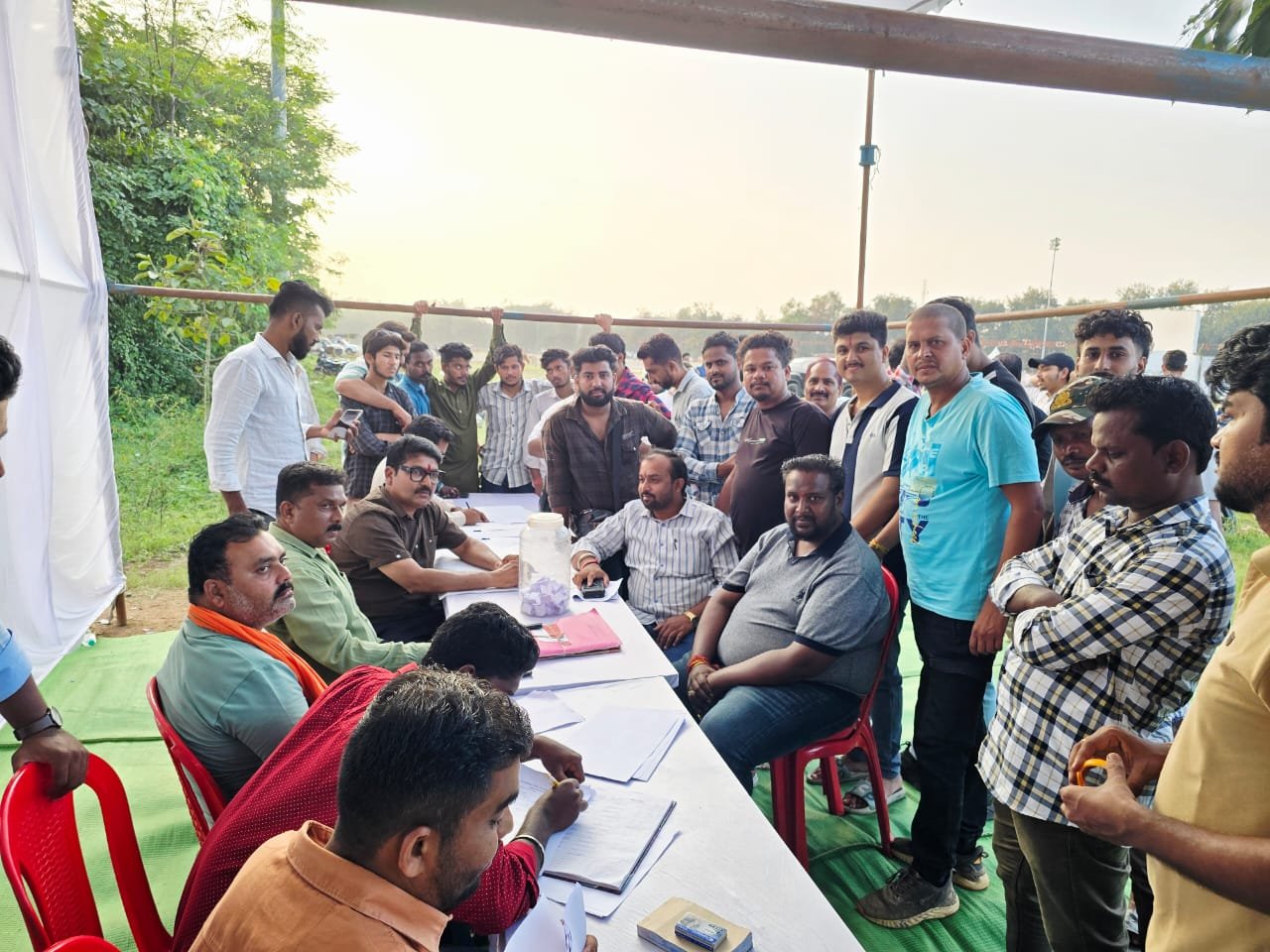 (जगदलपुर) लालबाग मैदान में 72 दुकानों पर इस बार बिकेंगे पटाखे,8 लाख 64 हजार का मिला रेवीन्यू निगम को