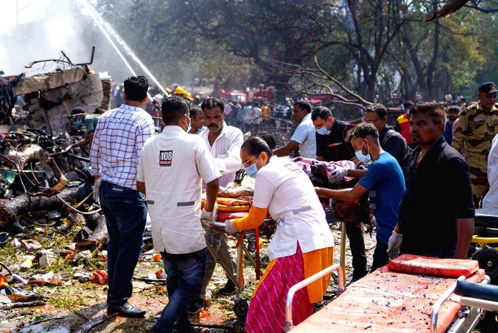 (अहमदाबाद)10 फीट के कमरे में शुरू की सपनों की उड़ान, एयर होस्टेस बनी तो परिवार से मिलने गांव आई, लौटते समय प्लेन क्रैश में मौत