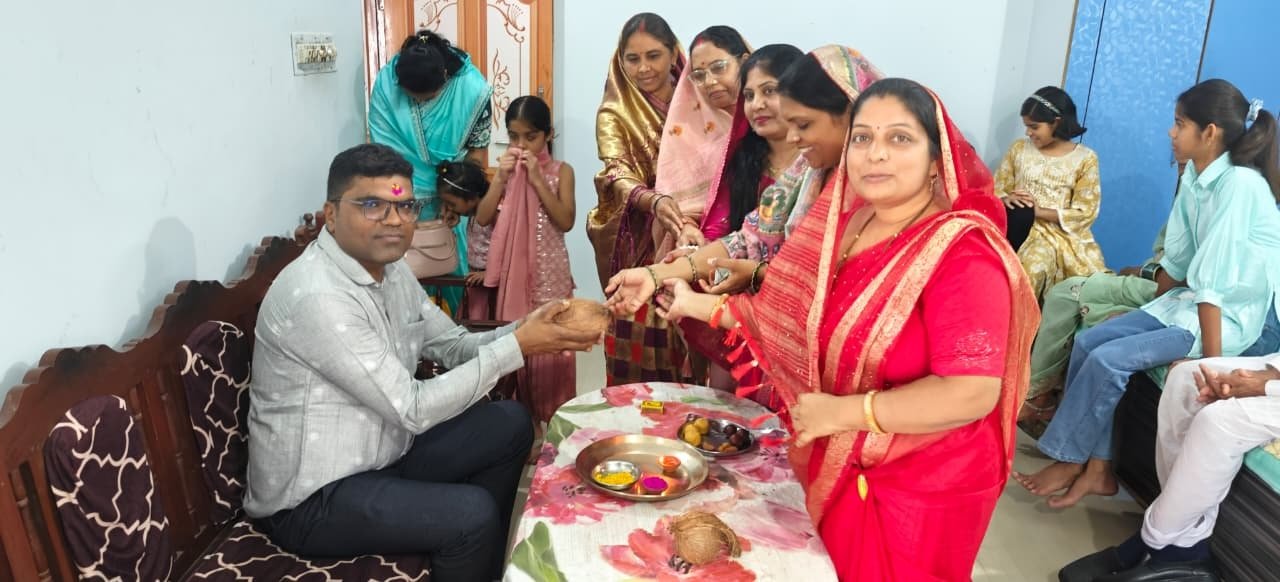 ( धमतरी )  ग्राम नवागांव कडेल में भाई दूज का पर्व बड़े ही धूमधाम व हरसउल्लास के साथ मनाया गया