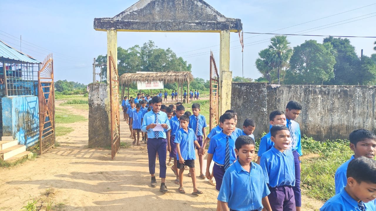 (बीजापुर)  पोर्टकेबिन के बच्चों ने रैली निकालकर दिया नशामुक्ति का संदेश