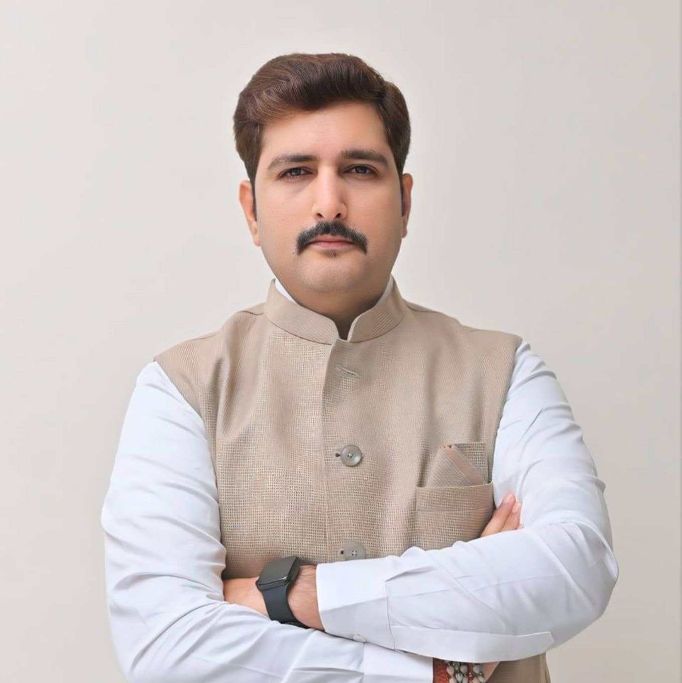 (रायपुर) अशोक चक्र पर जूते पहन बैठे विधायक, सचिन पायलट-दीपक बैज रहे मूकदर्शक: भाजपा प्रवक्ता चिमनानी