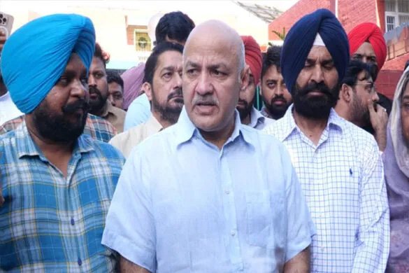 अगर एक दलित आईपीएस अधिकारी को आत्महत्या के लिए मजबूर किया जा सकता है, तो आम दलित नागरिक के लिए क्या उम्मीद बची है : मनीष सिसोदिया