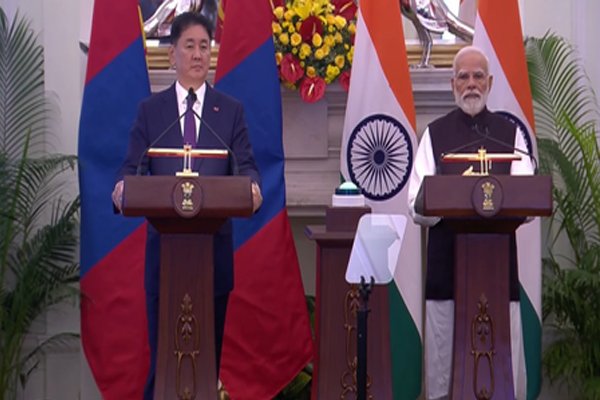 भारत-मंगोलिया की दोस्ती हुई और गहरी, पीएम मोदी ने आध्यात्मिक पड़ोसी के साथ रिश्तों को बताया खास