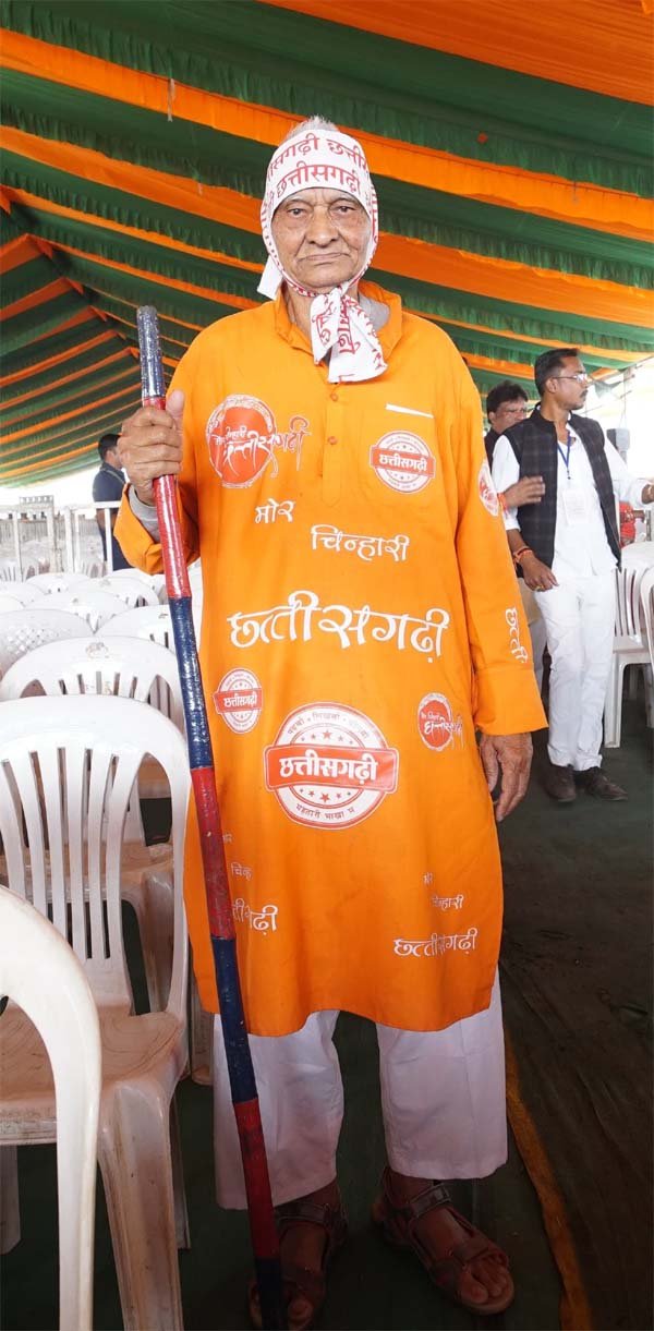 (रायपुर) किसान पुत्र आदिवासी मुख्यमंत्री से पूरी उम्मीद - नंदकिशोर शुक्ल