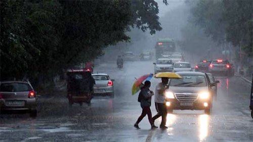 (रायपुर) कुछ स्थानों पर गरज-चमक के साथ प्रदेश के एक दो स्थानों पर हल्की वर्षा होगी