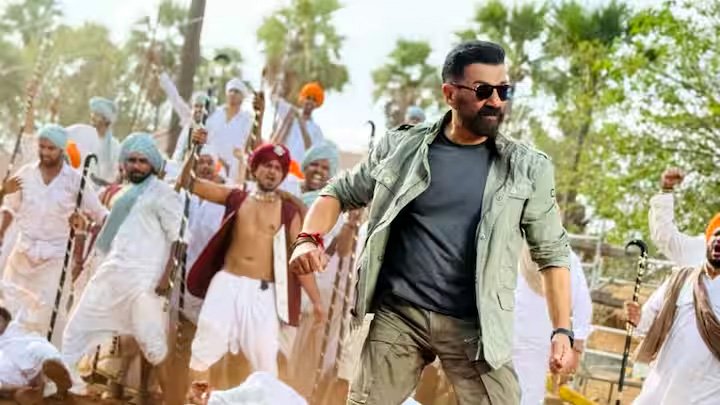 बॉक्स ऑफिस पर सनी देओल की जाट के कारोबार में गिरावट जारी, 15वें दिन हुई इतनी कमाई 