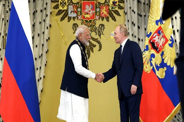 पुतिन के निमंत्रण पर रूस जाएंगे पीएम मोदी, ब्रिक्स समिट में लेंगे भाग